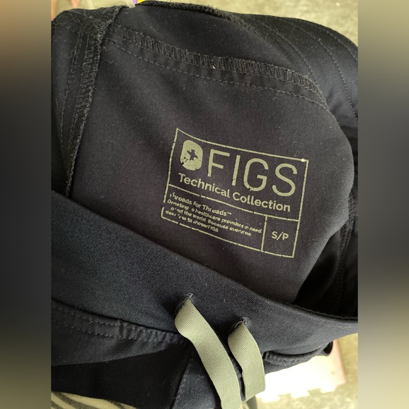 FIGS Navy Blue Scrub Set Bundle size Small Petite/Medium - Picture 5 of 6